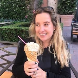 Meet your Posher, Noa